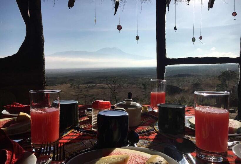 هتل Osiligilai Maasai Lodge