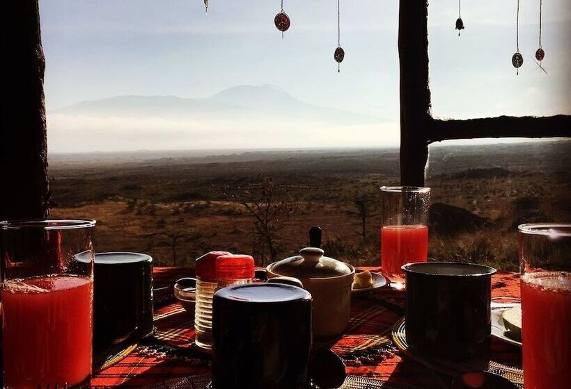 هتل Osiligilai Maasai Lodge