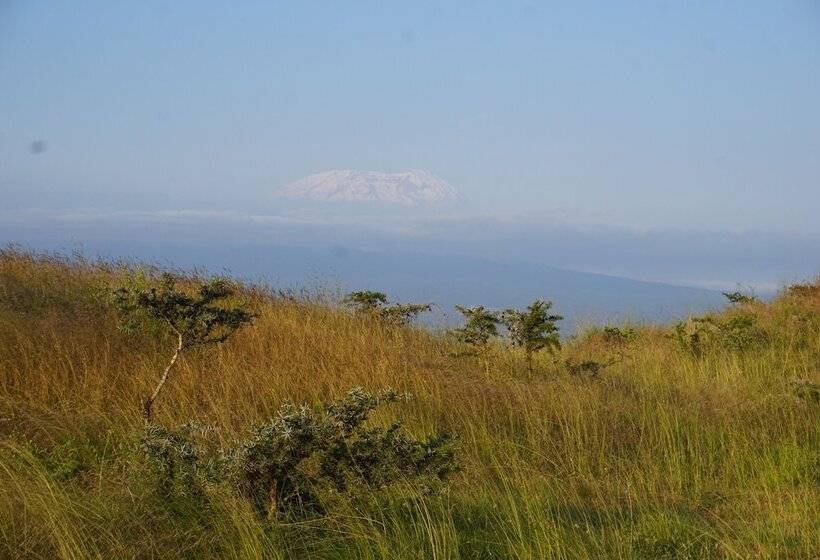 هتل Osiligilai Maasai Lodge