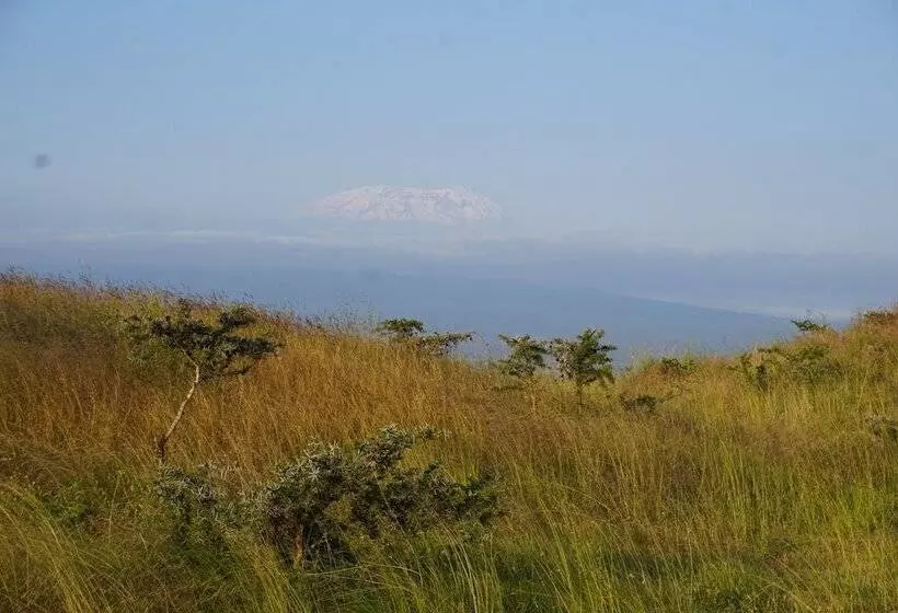 هتل Osiligilai Maasai Lodge
