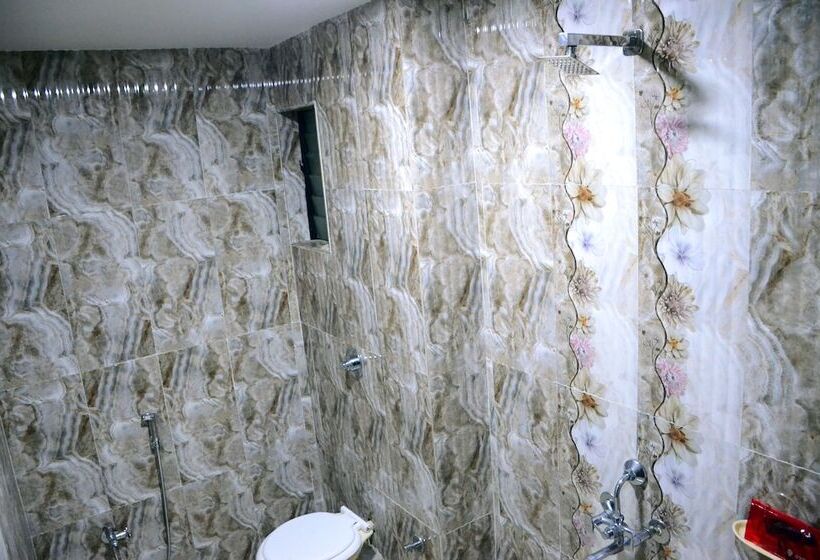 ホテル Panchgani Holiday Home By Oyo Rooms