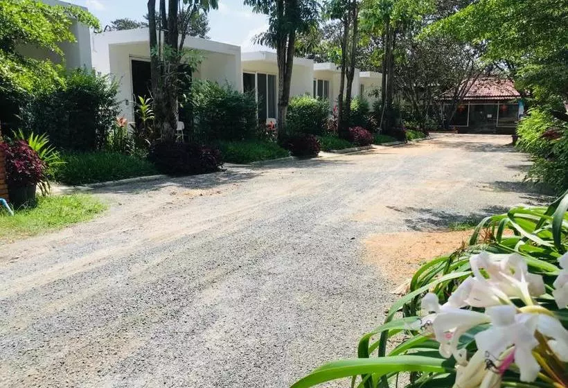 ホテル Hana Resort