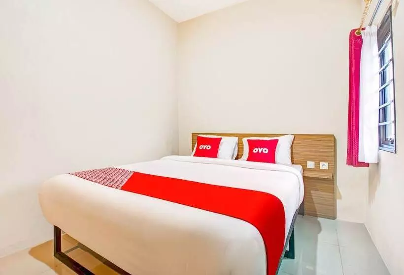 ホテル Oyo 3462 Cimindi Residence