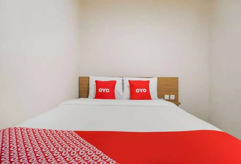 ホテル Oyo 3462 Cimindi Residence