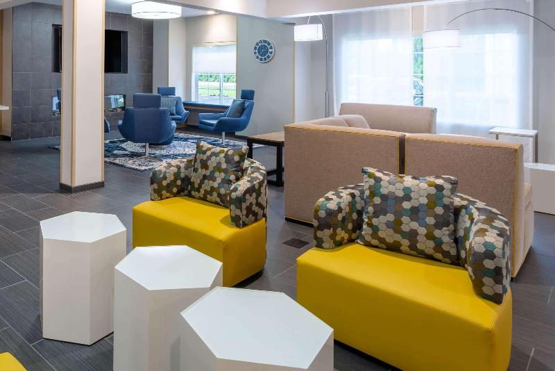 Microtel Inn & Suites By Wyndham Amsterdam