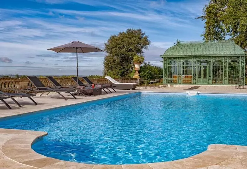 ホテル Chateau De Tresse