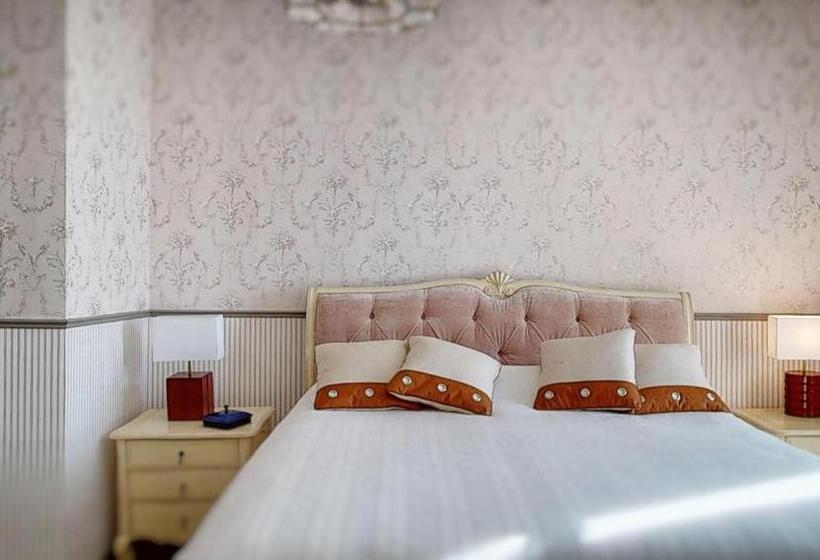 호텔 Chateau De Tresse