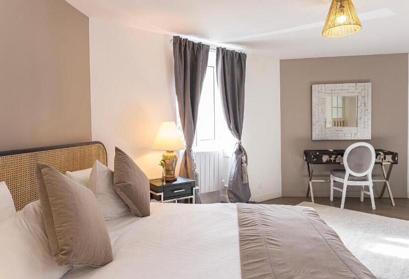 호텔 Chateau De Tresse