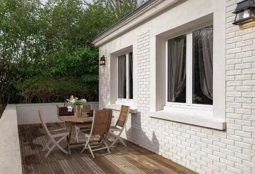 ホテル Chateau De Tresse