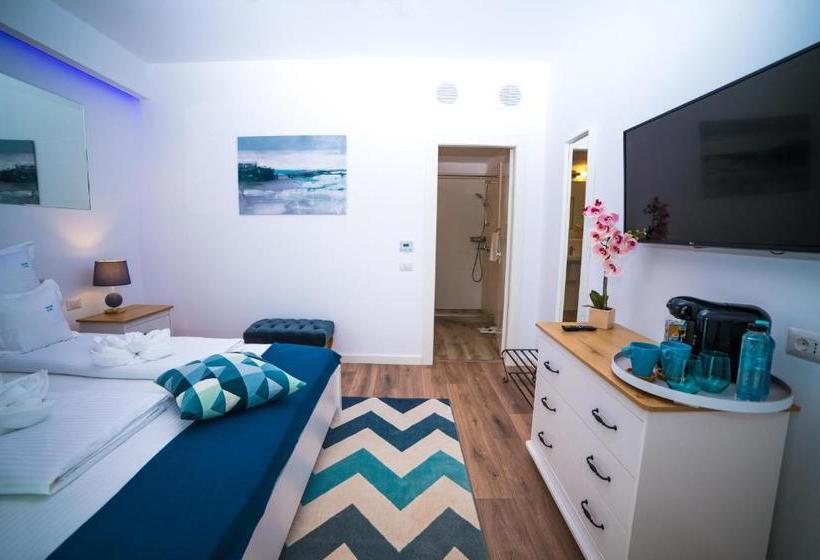 호텔 Club Waves   Vama Veche