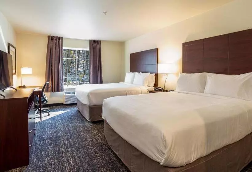 Hotelli Cobblestone Inn & Suites  Brookville