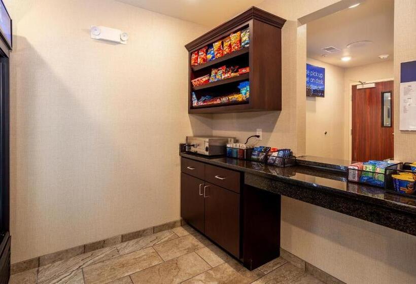 فندق Cobblestone Inn & Suites  Brookville