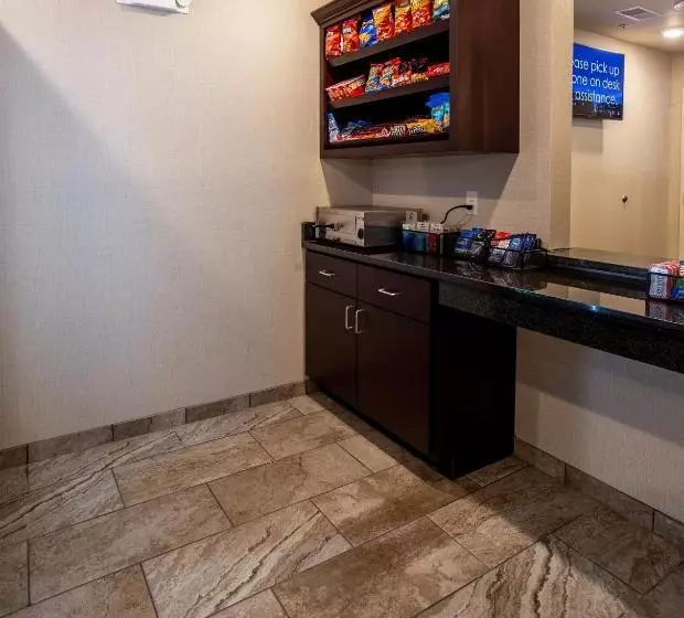 Hotelli Cobblestone Inn & Suites  Brookville