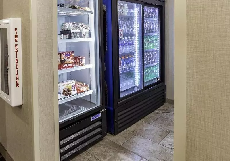 ホテル Cobblestone Inn & Suites Brookville