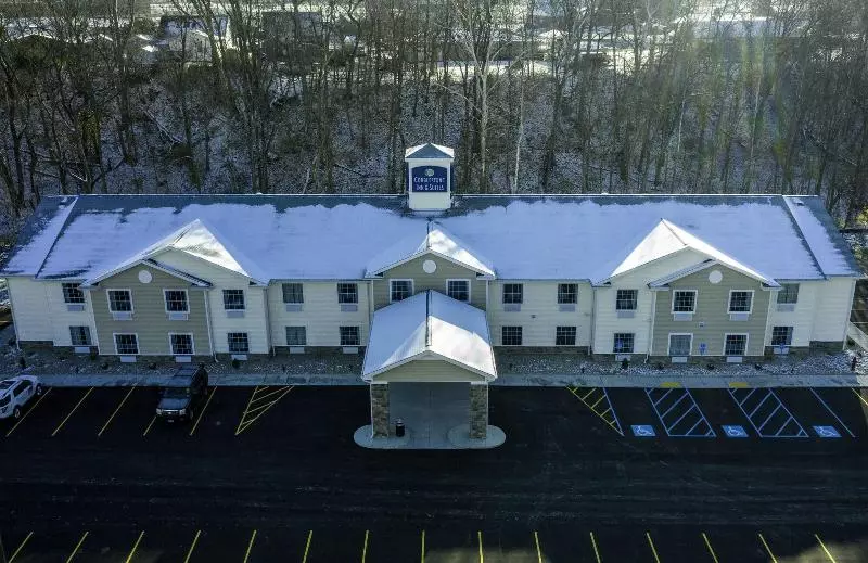 ホテル Cobblestone Inn & Suites Brookville