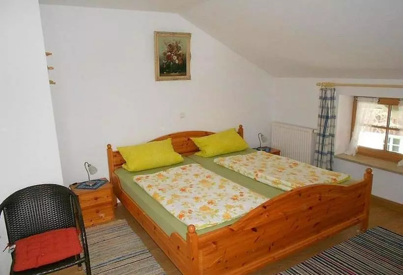 Hotelli Lenzenhof, Familie Christian Und Stefanie Spitzl