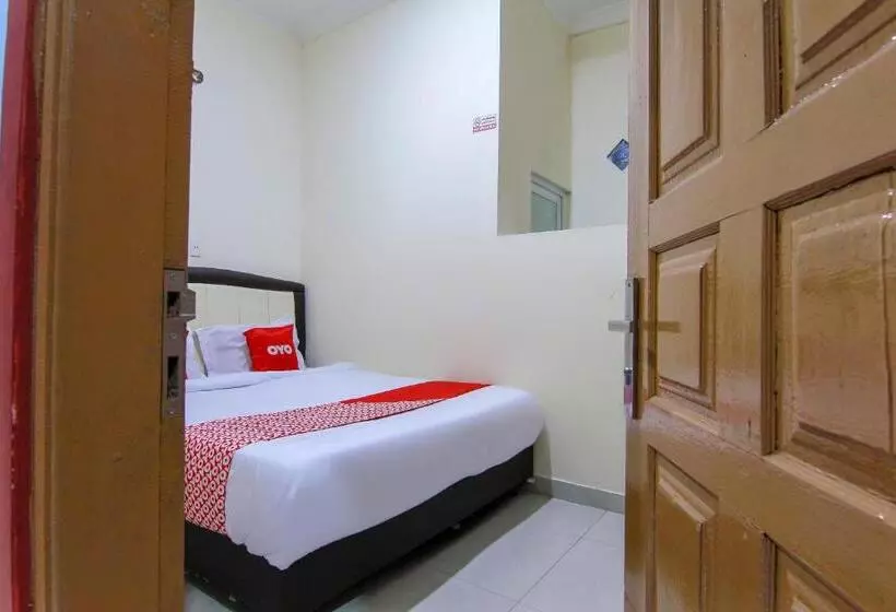 Hotelli Oyo 3334 Ratu Residence