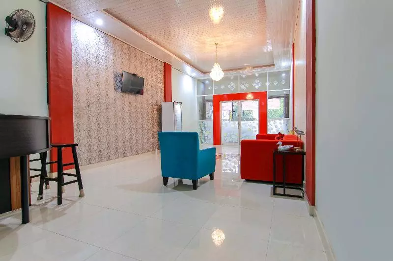 Hotelli Oyo 3334 Ratu Residence