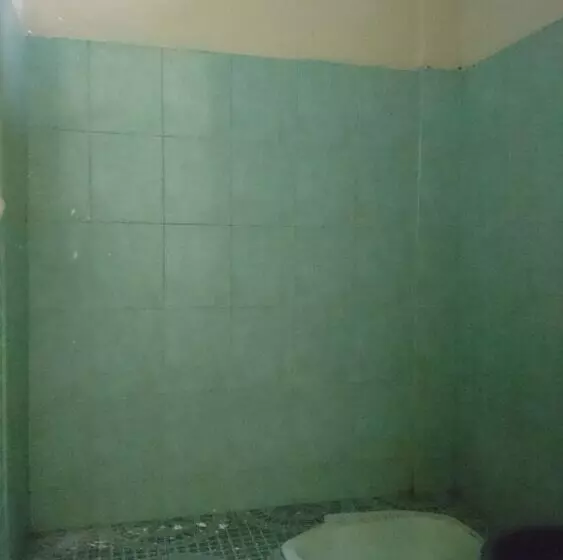 ホテル Purnama Raya Guest House