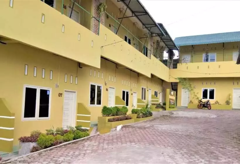 ホテル Purnama Raya Guest House