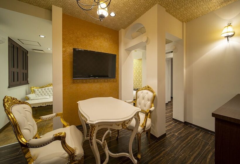 Royal Hotel Uohachi Bettei