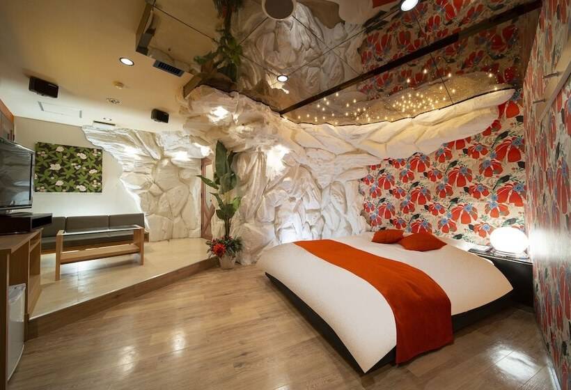 Royal Hotel Uohachi Bettei