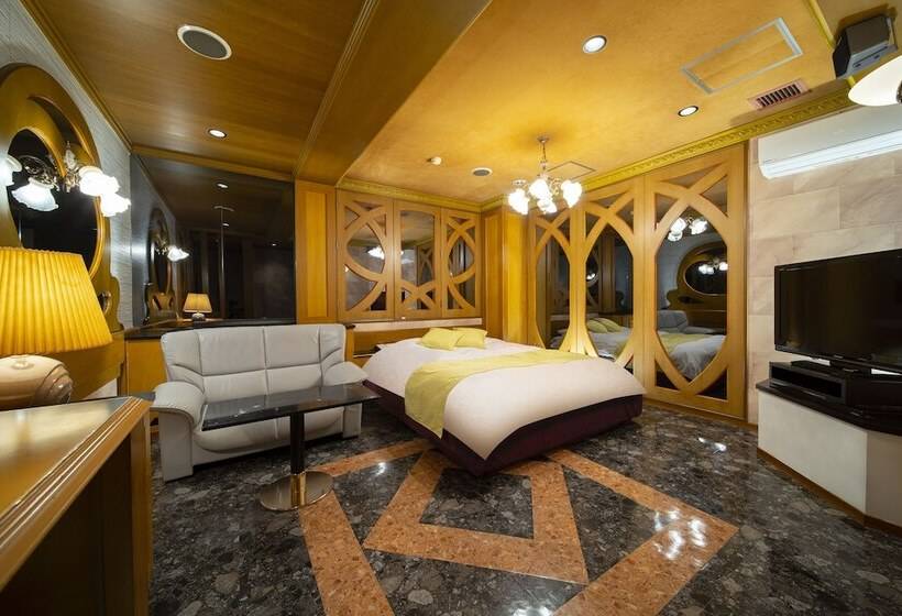 Royal Hotel Uohachi Bettei