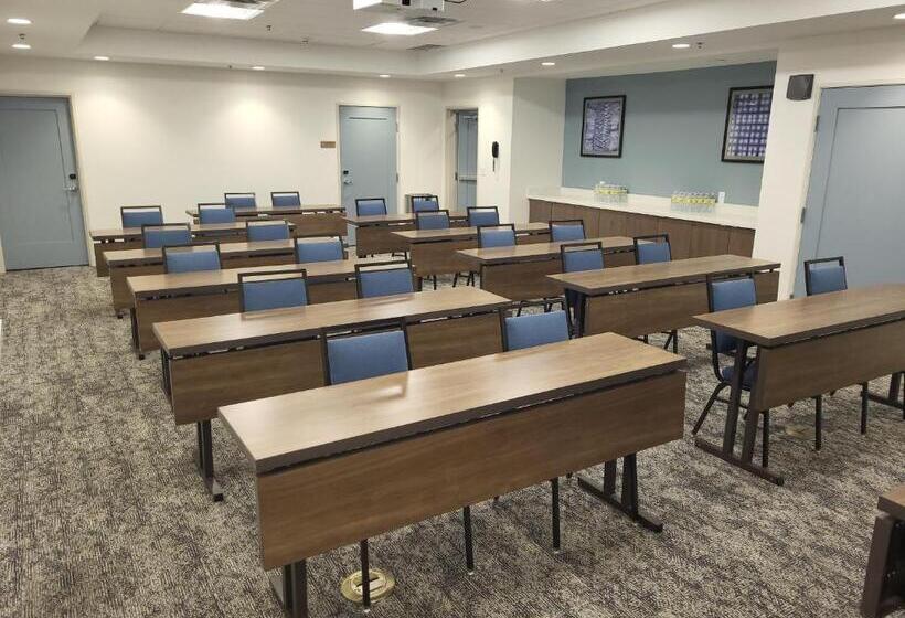 בית מלון כפרי Staybridge Suites Denver North Thornton, An Ihg