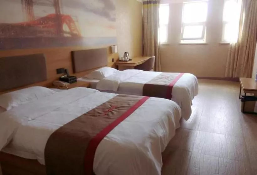 ホテル Thank Inn Plus  Weifang Changle County New Jialejia