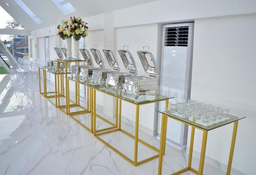 בית מלון כפרי Tirtha Khayangan