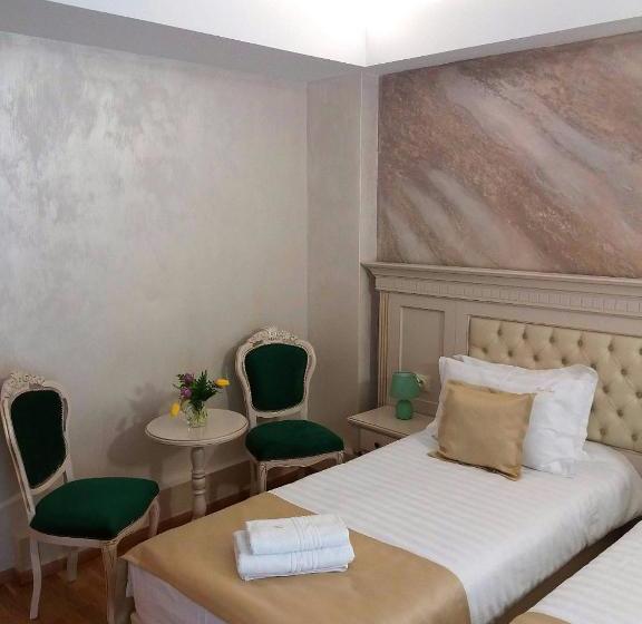 پانسیون Park Luxury Rooms