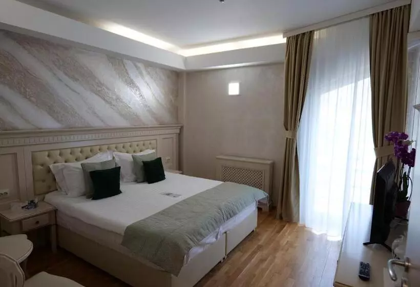 پانسیون Park Luxury Rooms
