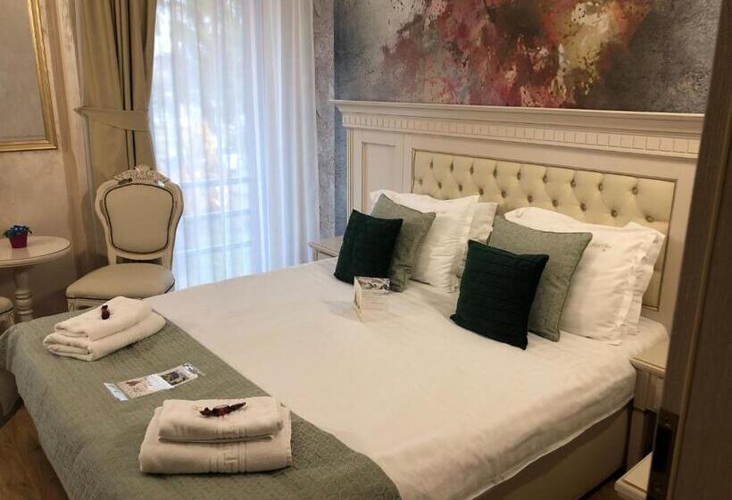 پانسیون Park Luxury Rooms