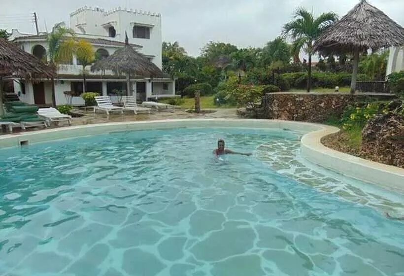 Room In B&b   Kibali Wonerful Bed & Breakfast Resort   Malindi