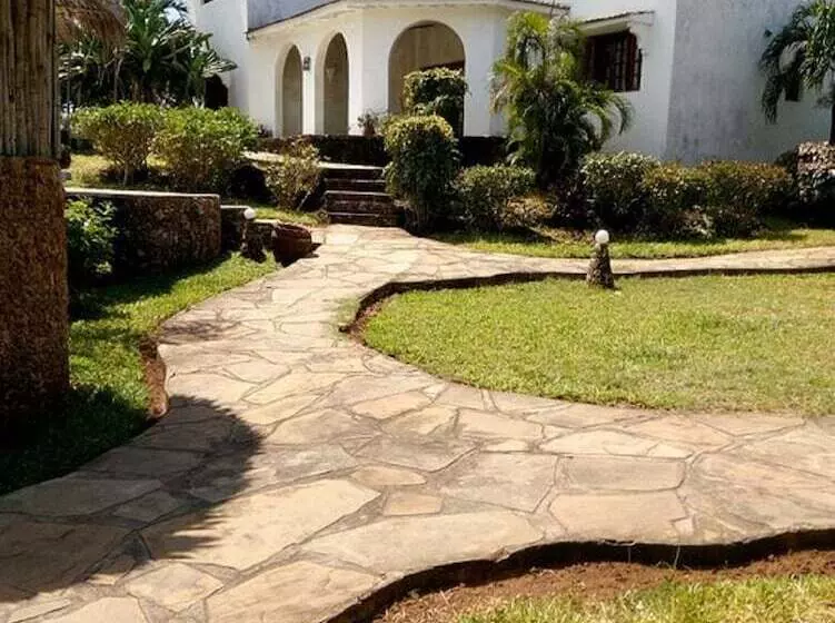 Room In B&b   Kibali Wonerful Bed & Breakfast Resort   Malindi
