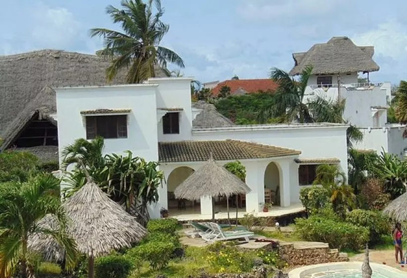 Room In B&b   Kibali Wonerful Bed & Breakfast Resort   Malindi