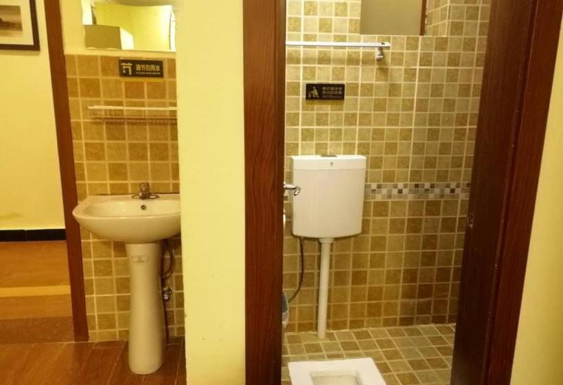 Shangri_la Lamtin Youth Hostel