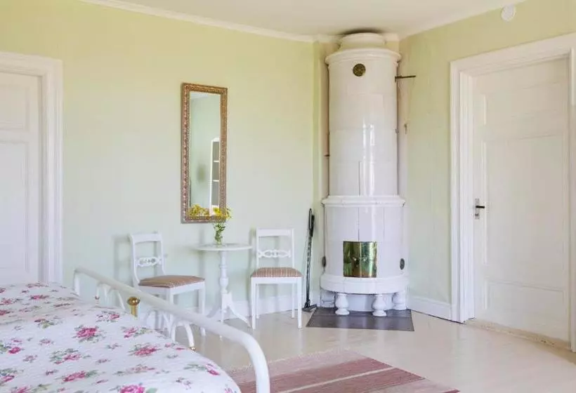Gamleby Bed & Breakfast