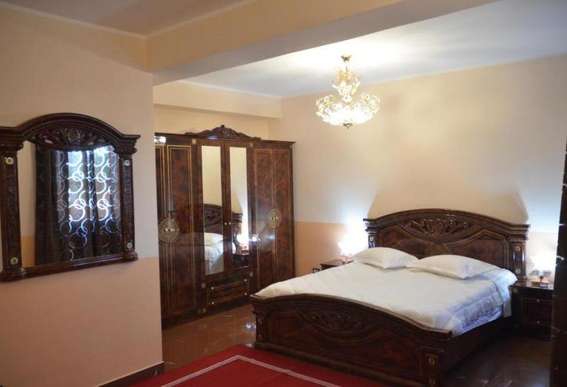 호텔 Liberty Rooms