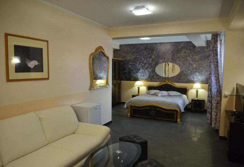 호텔 Liberty Rooms