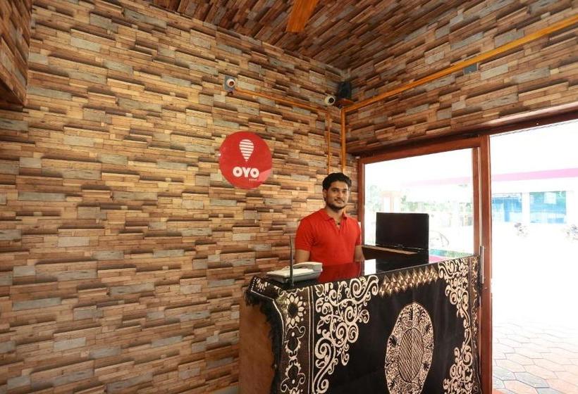 בית מלון כפרי Oyo 16717 Sreekrishna Kailas Inn