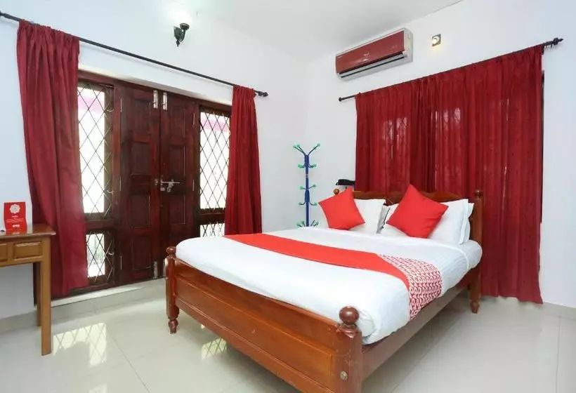 ホテル Oyo 16717 Sreekrishna Kailas Inn