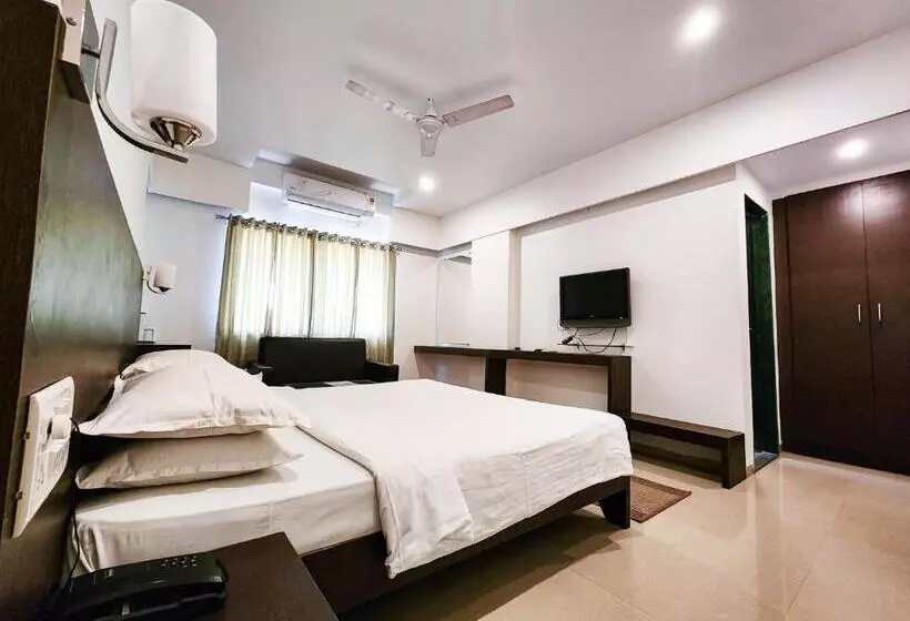 هتل Rajwada Aurangabad