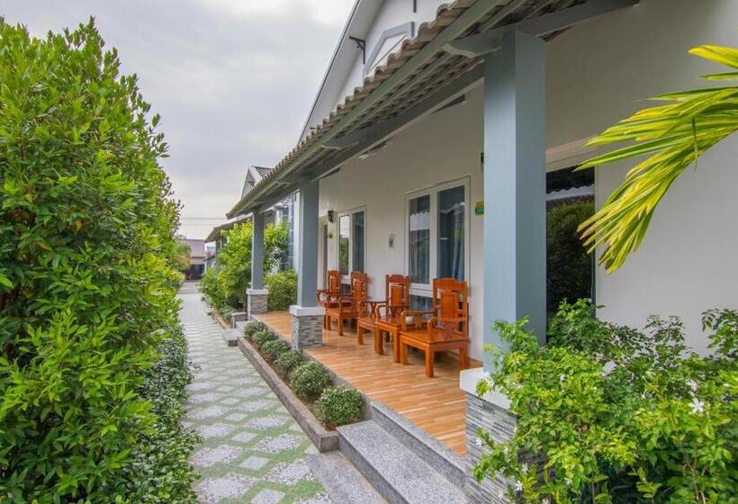 پانسیون Tây Tiến Bungalow
