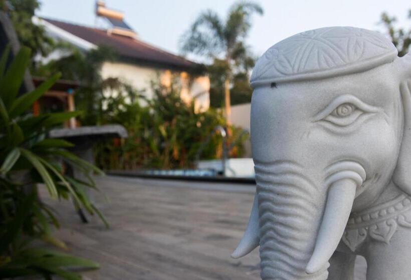 پانسیون Tây Tiến Bungalow