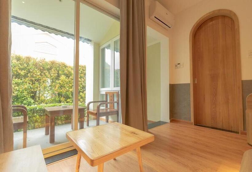 پانسیون Tây Tiến Bungalow