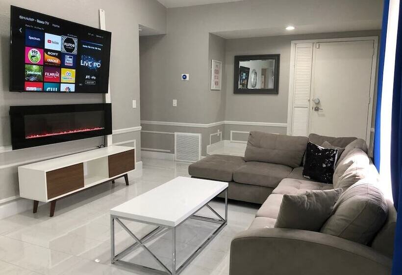 6183 Sandcrest · Walk To Universal! Near Disney, Convention