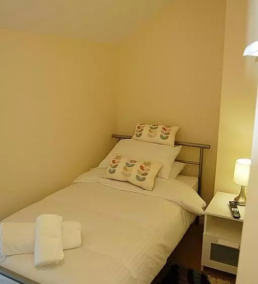 Aamiaismajoitus (B&B) Saint Cadfans Lodge