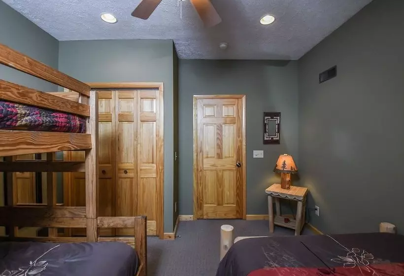 Cabernet Chalet