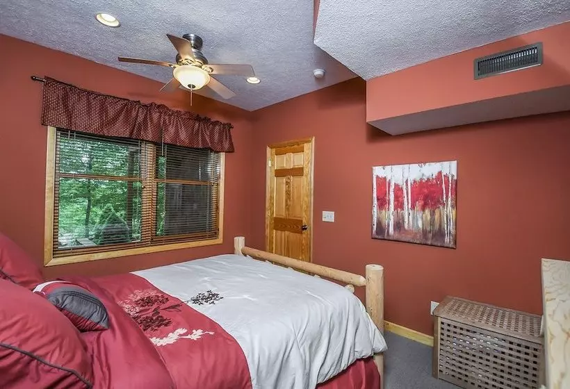 Cabernet Chalet